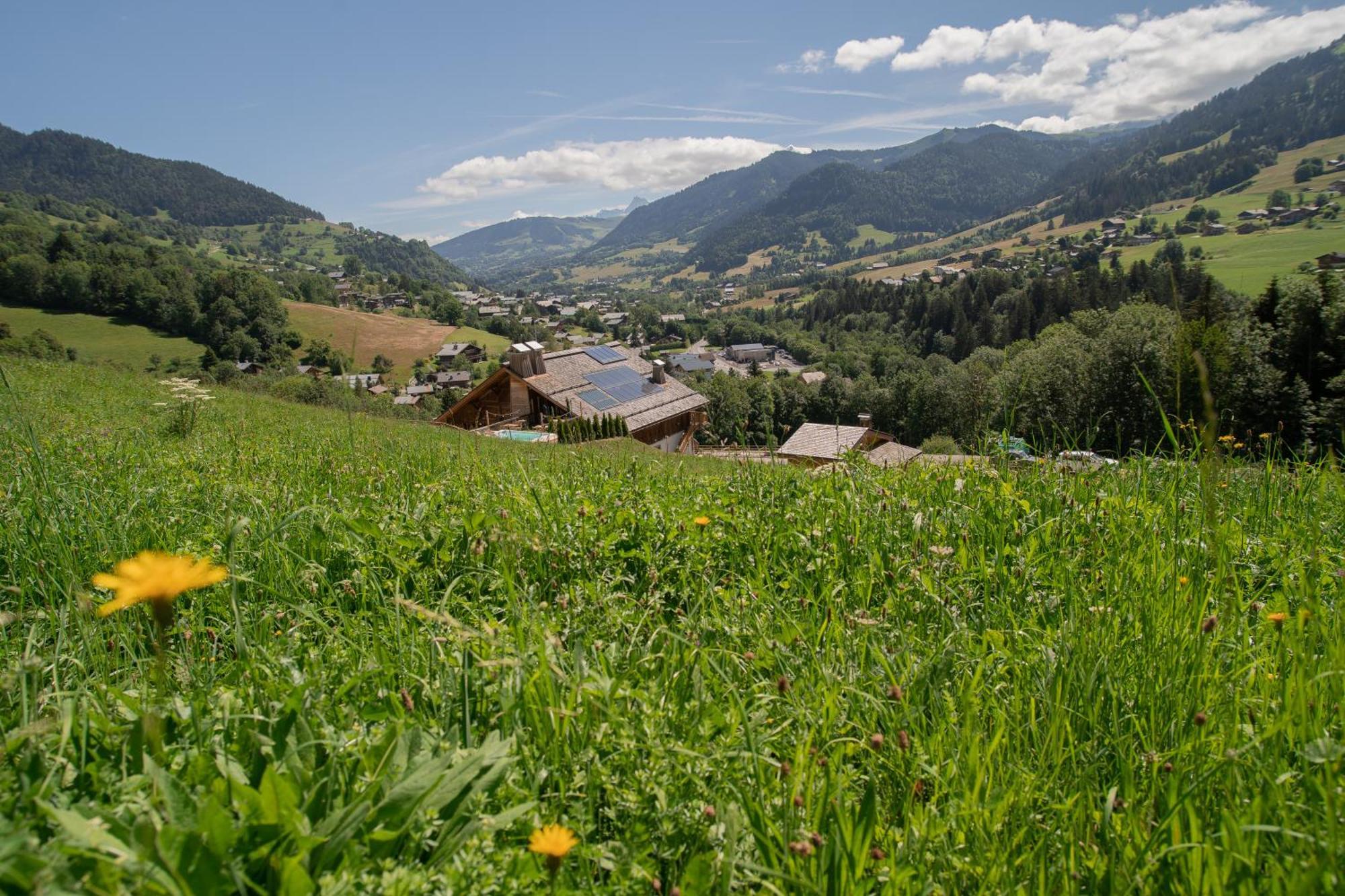 Le Toi Du Monde Bed & Breakfast Flumet Luaran gambar