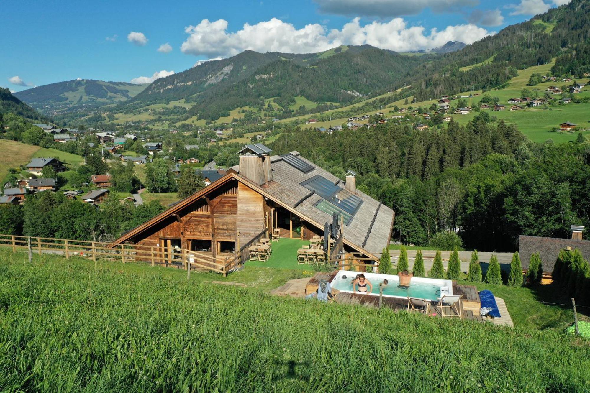 Le Toi Du Monde Bed & Breakfast Flumet Luaran gambar