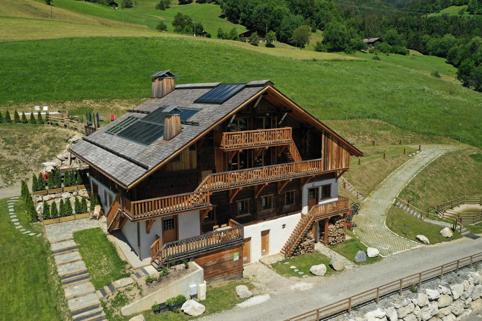 Le Toi Du Monde Bed & Breakfast Flumet Luaran gambar