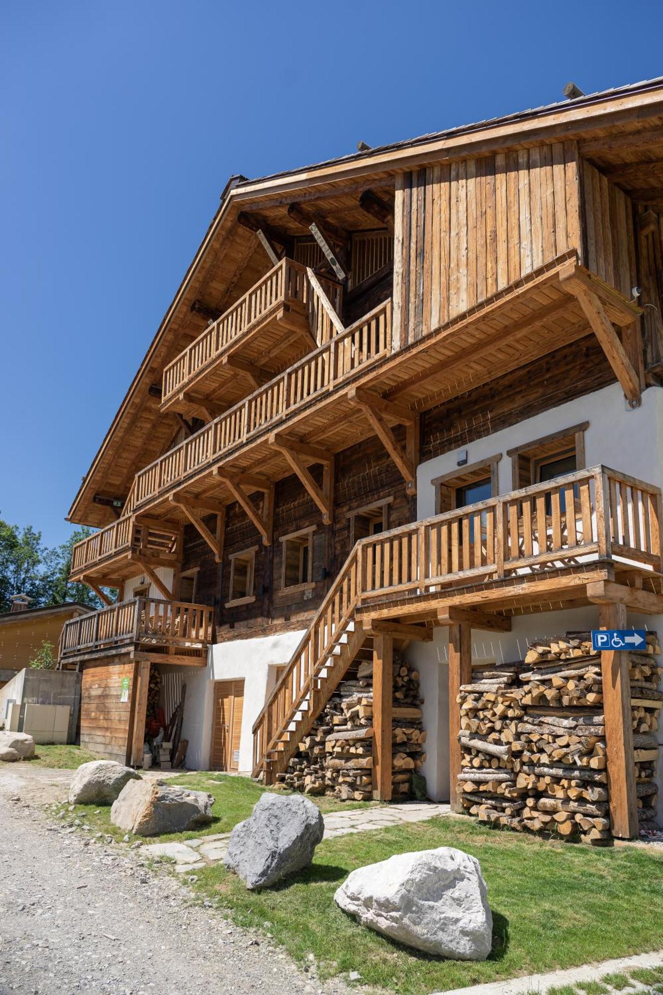 Le Toi Du Monde Bed & Breakfast Flumet Luaran gambar